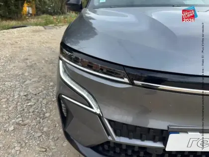 Photo 12 Renault Megane  E-Tech Electric EV60 220ch Iconic super charge