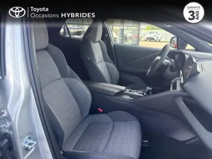 Photo 5 Toyota C-HR  1.8 Hybride 140ch Graphic MY26