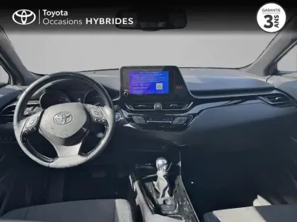 Photo 7 Toyota C-HR  1.8 Hybride 122ch Design Ultimate E-CVT