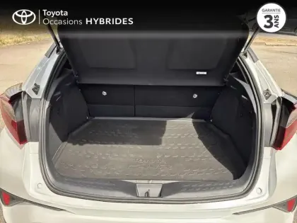 Photo 9 Toyota C-HR  2.0 Hybride 184ch Design Ultimate E-CVT