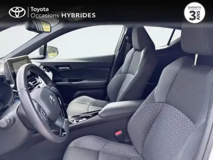 Photo 25 Toyota C-HR  2.0 Hybride 184ch Design Ultimate E-CVT
