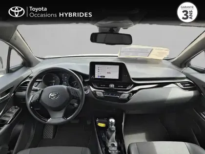 Photo 7 Toyota C-HR  2.0 Hybride 184ch Design Ultimate E-CVT