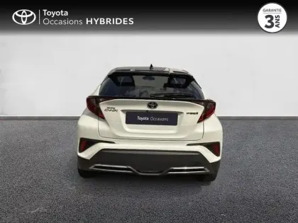 Photo 18 Toyota C-HR  2.0 Hybride 184ch Design Ultimate E-CVT