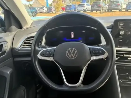 Photo 12 Volkswagen T-roc  1.0 TSI 110ch Life
