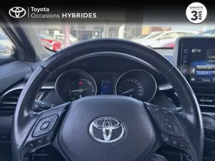 Photo 12 Toyota C-HR  122h Graphic 2WD E-CVT RC18