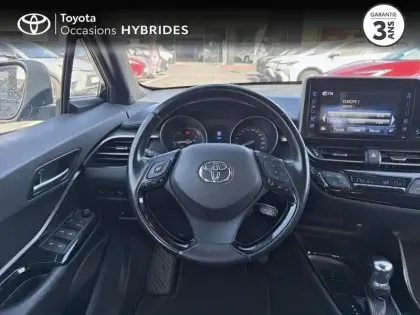 Photo 23 Toyota C-HR  122h Graphic 2WD E-CVT RC18