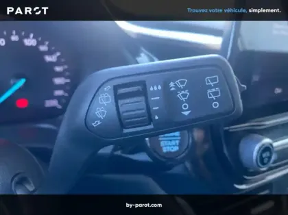 Photo 17 Ford Fiesta 1.0 EcoBoost 100ch Stop&Start Titanium 5p Euro6.2