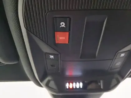 Photo 43 Peugeot 308  Hybrid 136 e-DCS6