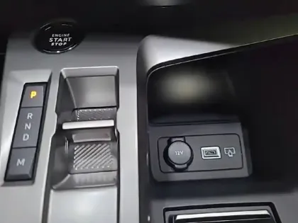 Photo 42 Peugeot 308  Hybrid 136 e-DCS6