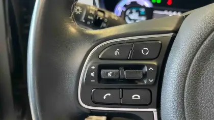 Photo 16 Kia Niro  1.6 GDi Hybride Rechargeable 141 ch DCT6