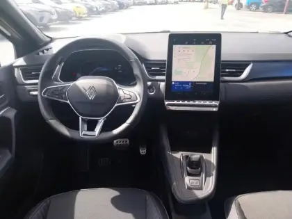 Photo 24 Renault Captur  E-Tech full hybrid 160 ch