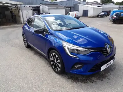 Photo 8 Renault Clio  E-Tech full hybrid 145