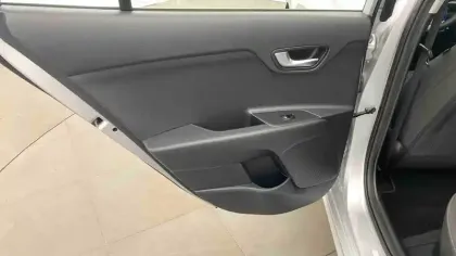 Photo 26 Kia Rio  1.0 T-GDi 100 ch BVM6