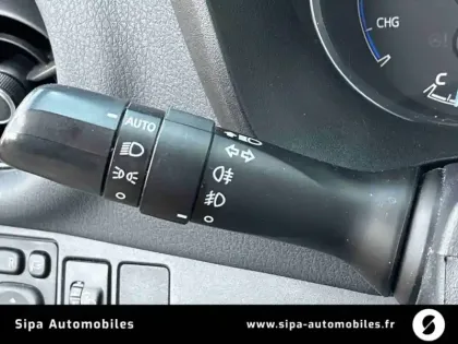 Photo 23 Toyota Yaris  Hybride 100h