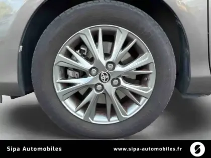 Photo 8 Toyota Yaris  Hybride 100h