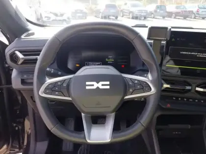 Photo 10 Dacia Duster  Hybrid 140
