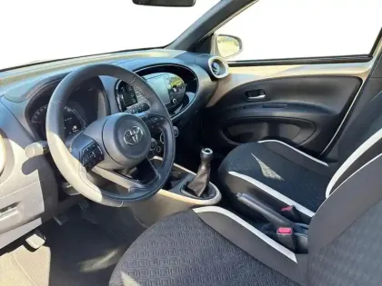 Photo 8 Toyota Aygo X  1.0 VVT-i 72ch Design MY24
