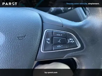 Photo 20 Ford Kuga 1.5 Flexifuel-E85 150ch Stop&Start Titanium 4x2 Euro6.2