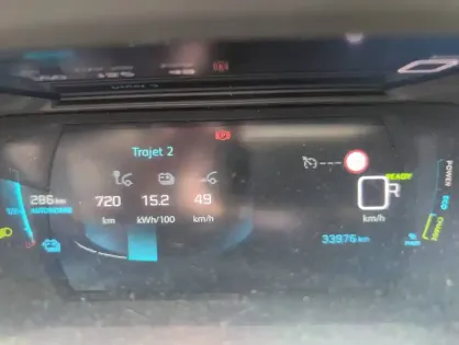 Photo 9 Peugeot 208  Electrique 50 kWh 136ch