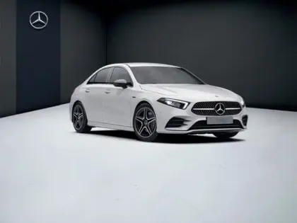 Photo 6 Mercedes Classe A A 250 e Berline
