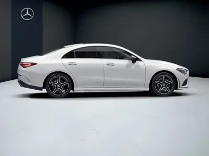 Photo 17 Mercedes CLA  200 Coupé AMG Line