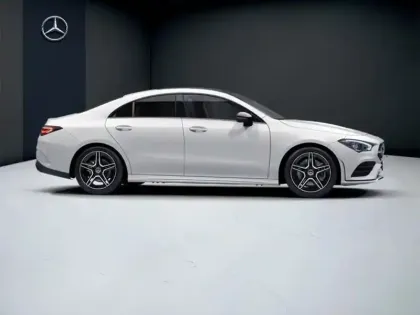 Photo 16 Mercedes CLA  200 Coupé AMG Line
