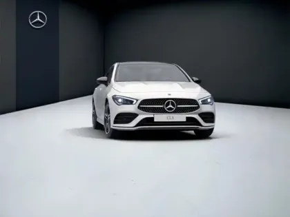 Photo 10 Mercedes CLA  200 Coupé AMG Line