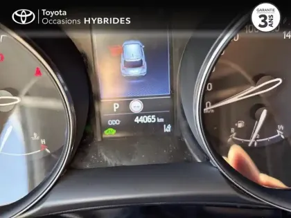 Photo 13 Toyota C-HR  1.8 Hybride 122ch Design Ultimate E-CVT