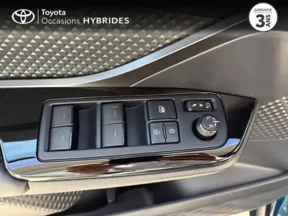 Photo 14 Toyota C-HR  1.8 Hybride 122ch Design Ultimate E-CVT