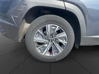 Photo 10 Hyundai Tucson  1.6 T-GDi 230ch Hybrid Creative BVA6