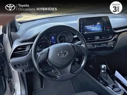 Photo 8 Toyota C-HR  122h Design 2WD E-CVT RC18