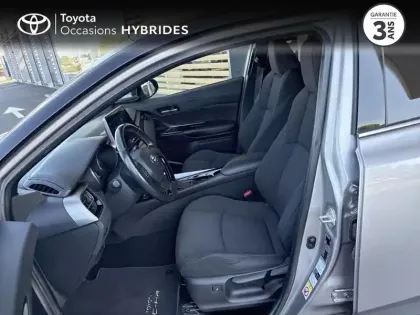 Photo 10 Toyota C-HR  122h Design 2WD E-CVT RC18
