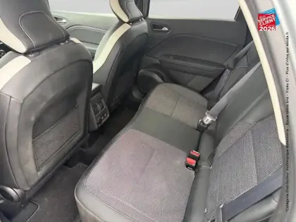 Photo 10 Renault Captur  1.6 E-Tech hybride 145ch Techno