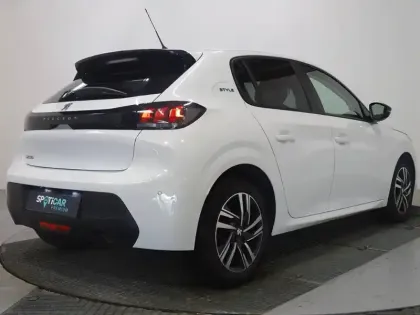 Photo 7 Peugeot 208  1.2 PureTech 100ch S&S Style
