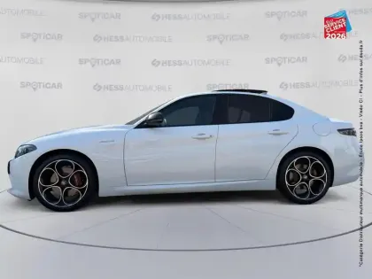 Photo 23 Alfa Romeo Giulia  2.2 Diesel 160ch Veloce AT8