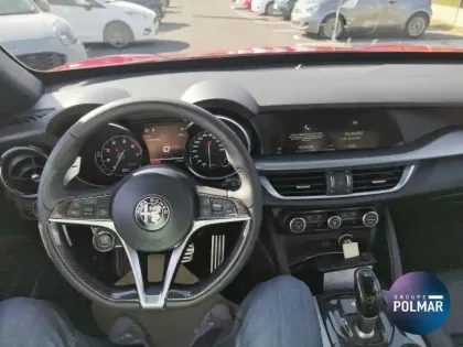 Photo 7 Alfa Romeo Stelvio  2.0T 200ch Sport Edition Q4 AT8