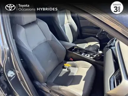 Photo 5 Toyota C-HR  122h Distinctive 2WD E-CVT MY22