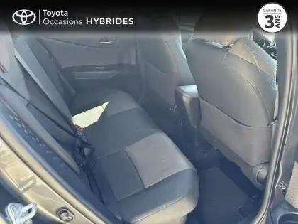 Photo 6 Toyota C-HR  122h Distinctive 2WD E-CVT MY22