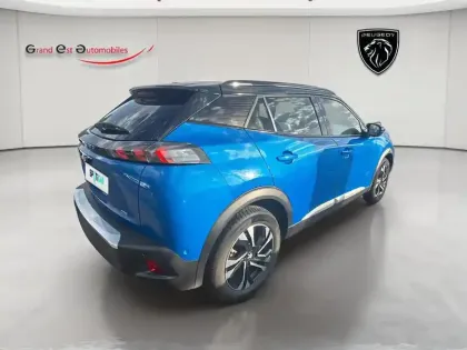 Photo 5 Peugeot 2008  e- 136ch GT