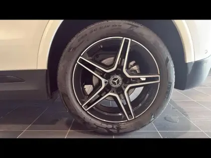 Photo 8 Mercedes GLA  180 136ch AMG Line 7G-DCT