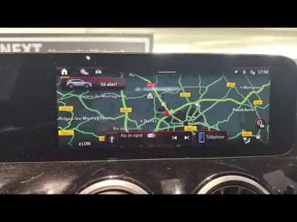 Photo 15 Mercedes GLA  180 136ch AMG Line 7G-DCT