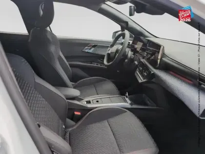 Photo 5 Renault Clio  1.8 E-Tech 160ch full hybrid Techno