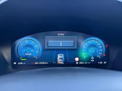 Photo 10 Ford Kuga  2.5 Duratec 180ch Hybrid FlexiFuel ST-Line X Powershift