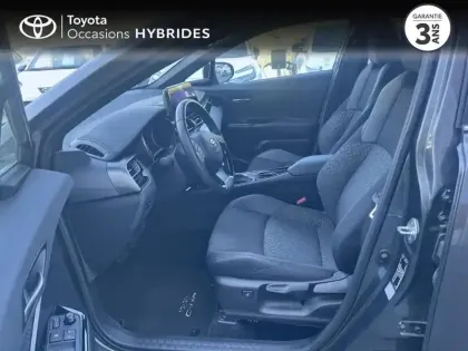 Photo 10 Toyota C-HR  1.8 Hybride 122ch Design Ultimate E-CVT