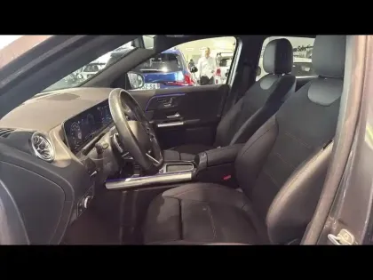 Photo 10 Mercedes GLA  250 e hybride rechargeable 218ch AMG Line 8G-DCT