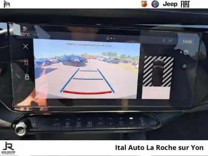 Photo 14 Alfa Romeo Junior  1.2 Ibrida 136ch Premium DCT6