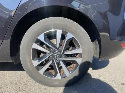 Photo 6 Volkswagen Touran  1.5 TSI EVO 150ch United DSG7 7 places