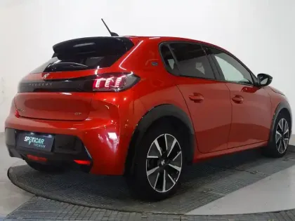 Photo 7 Peugeot 208  e- 136ch GT Pack