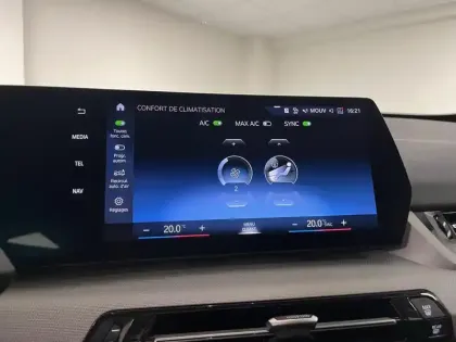 Photo 12 BMW X1  xDrive25e 245ch Business Design