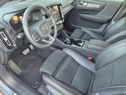 Photo 7 Volvo XC40  Recharge Twin AWD 408ch Pro EDT